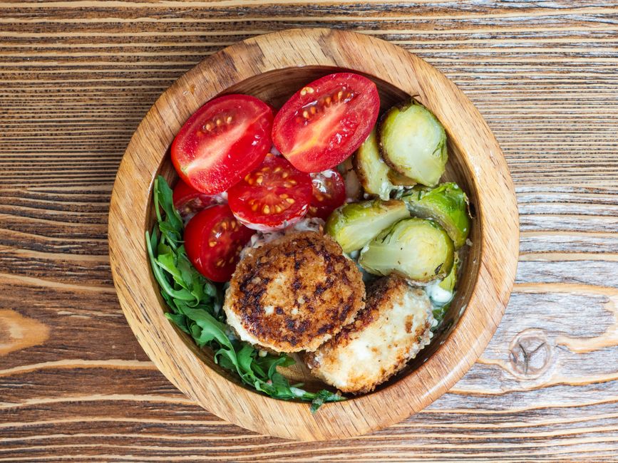 Why Fibre Helps You Feel Full in Your 40s, 50s and Beyond, Explained Simply